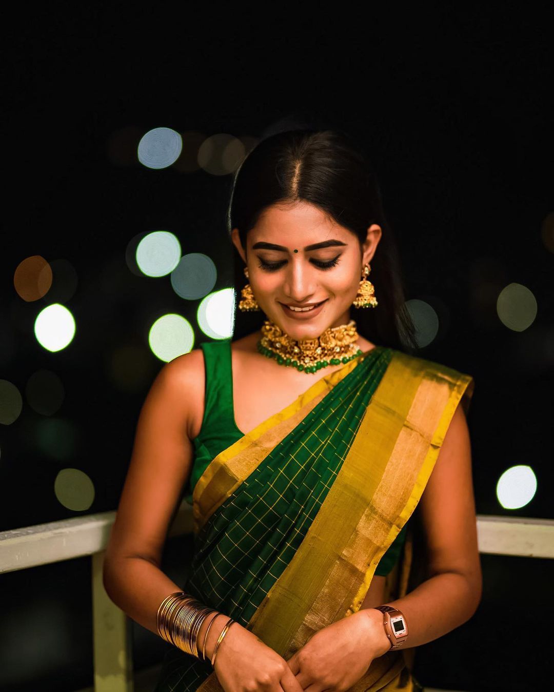 SOUTH INDIAN ACTRESS NAYANI PAVANI IN TRADITIONAL GREEN SAREE 2